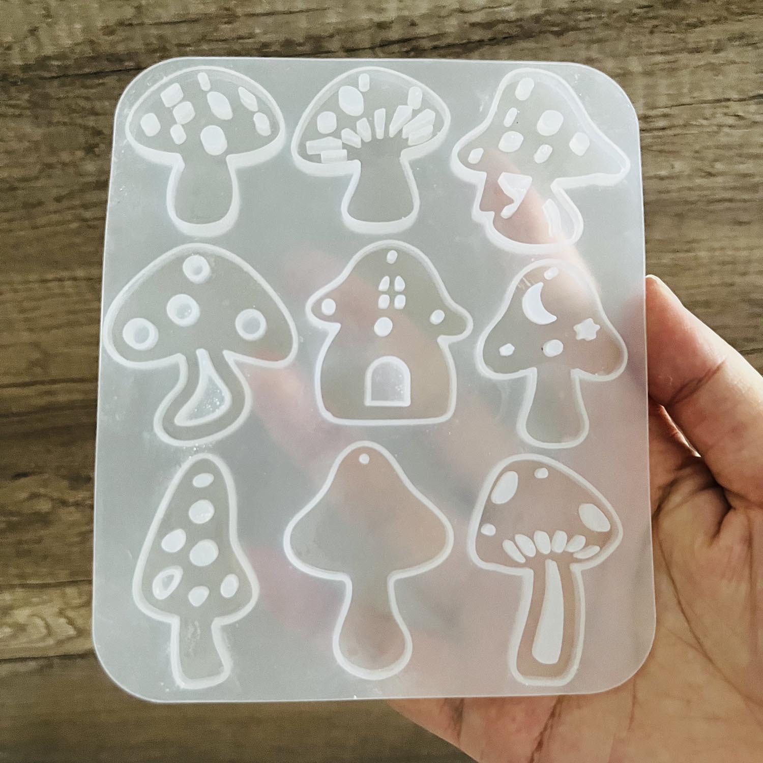 Resin Art Acrylic - Wielostylowy wisiorek z grzybami z perforowaną